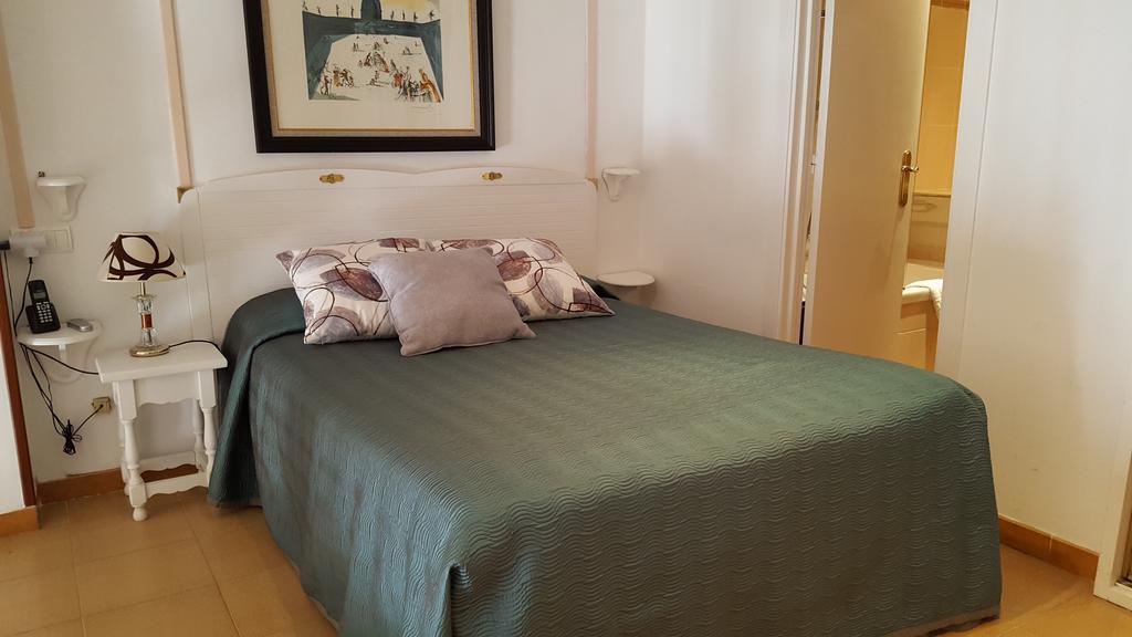 Hotel La Residencia Кадакес Екстериор снимка