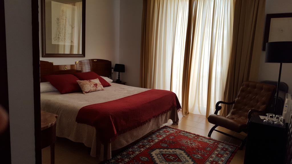 Hotel La Residencia Кадакес Екстериор снимка
