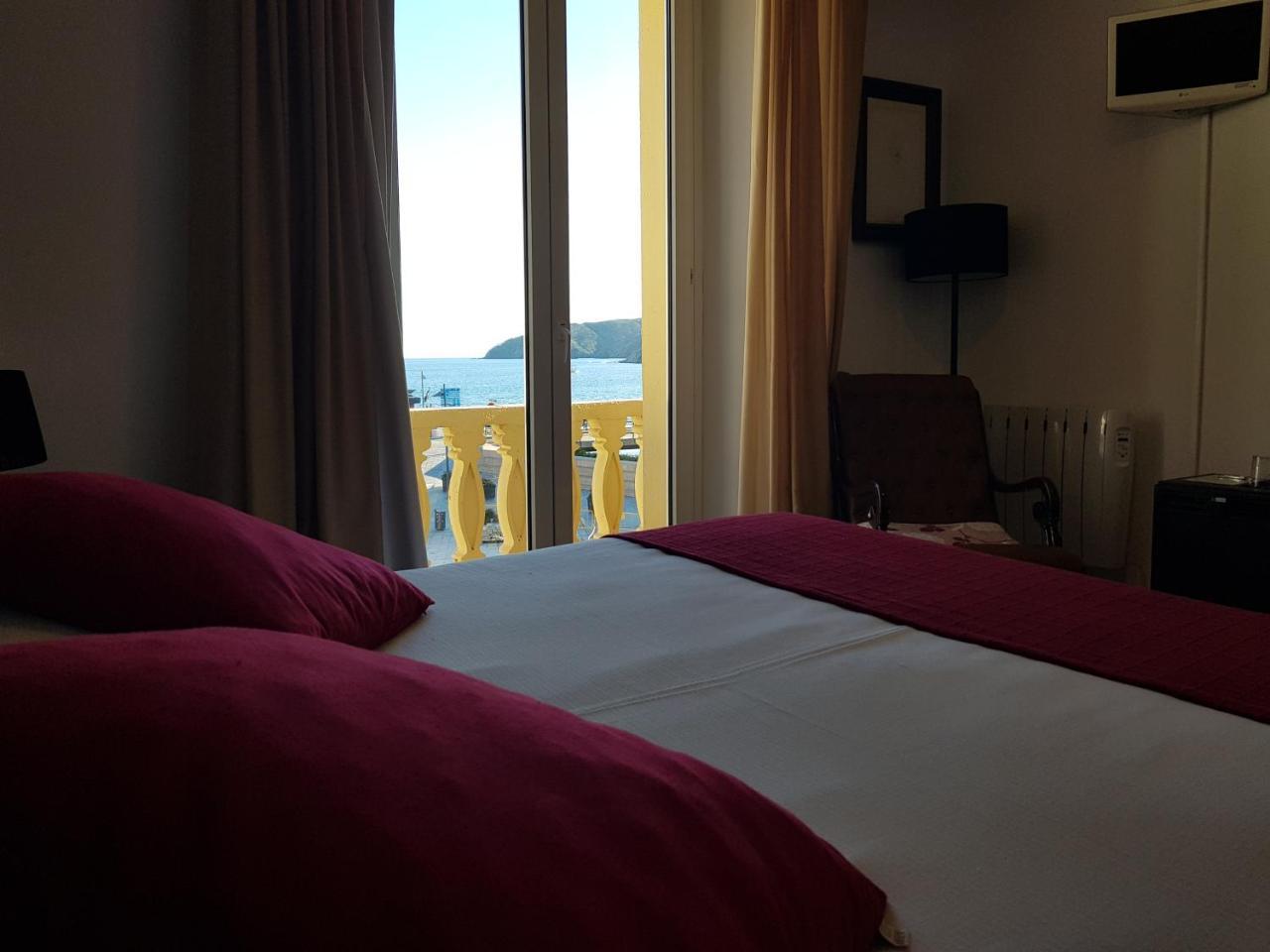 Hotel La Residencia Кадакес Екстериор снимка